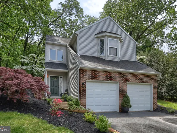 1023 Oak Knoll Dr, Harrisburg, PA 17111