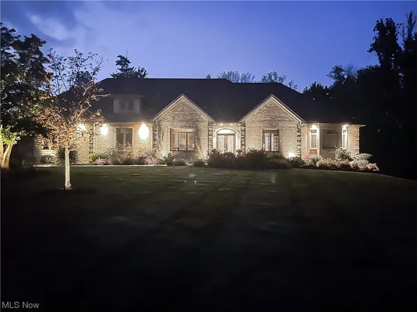 7968 Augusta Ln, Concord Township, OH 44077