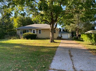 1101 McHugh Rd, Yorkville, IL 60560