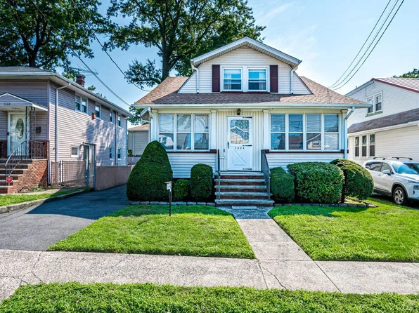 1324 Crescent Ave, Roselle, NJ 07203