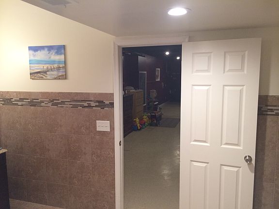 4th image of 10305 McKinley Dr