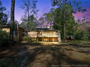 501 Valley Rd, Fayetteville, NC 28305