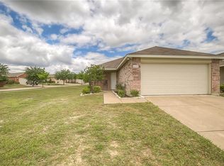 4020 Shawnee Trl, Heartland, TX 75126