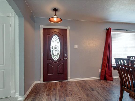 3rd image of 2269 Bresee Dr