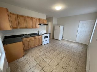 172 Pine St #1, Attleboro, MA 02703
