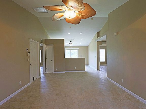 2nd image of 325 NE 30th Ter