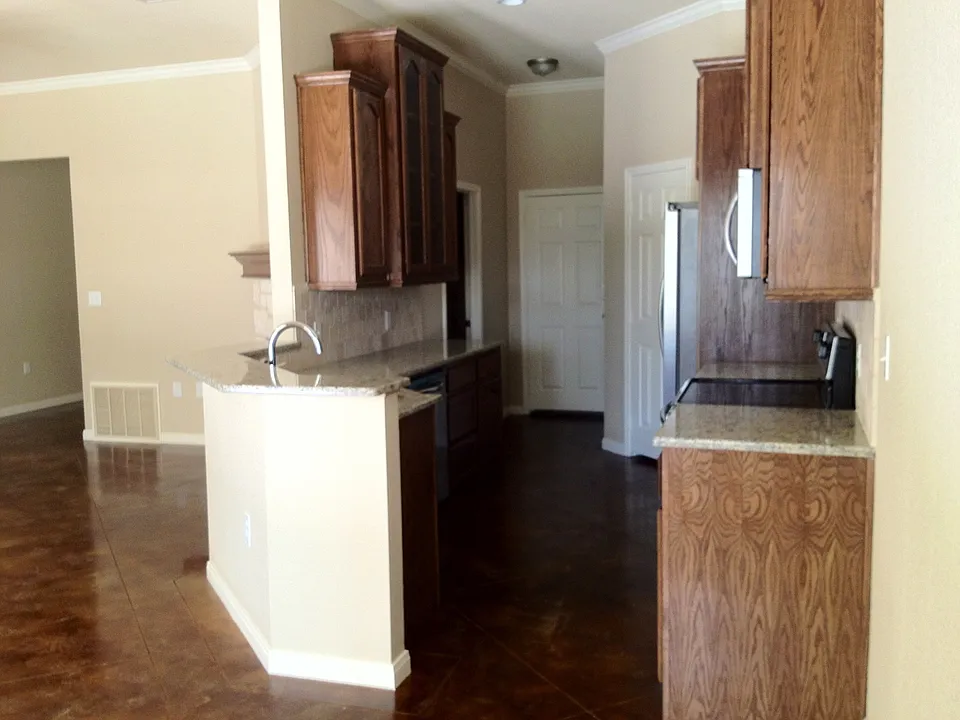 201A Chapel Trail Cir