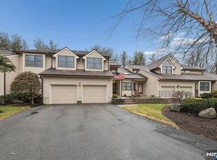 7 Valen Ct #2, Franklin Lakes, NJ 07417