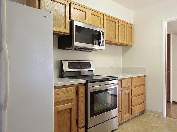 4th image of 1640 Sparrow Ct