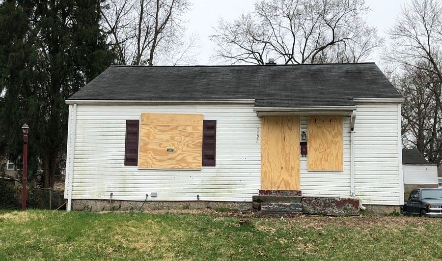 1st image of 8022 Busiek Ave