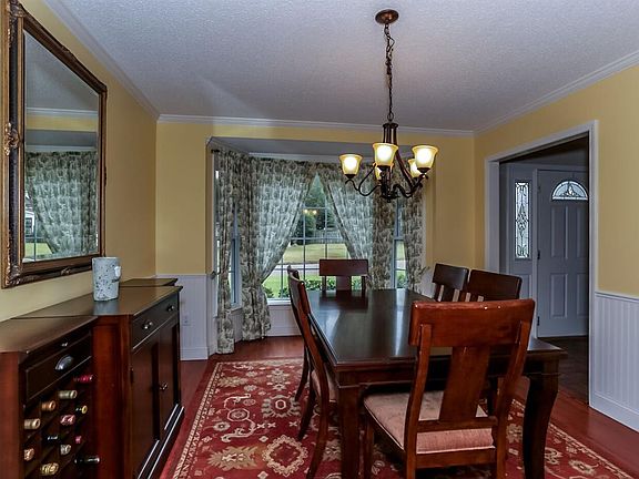 4th image of 8622 Pine Needle Dr