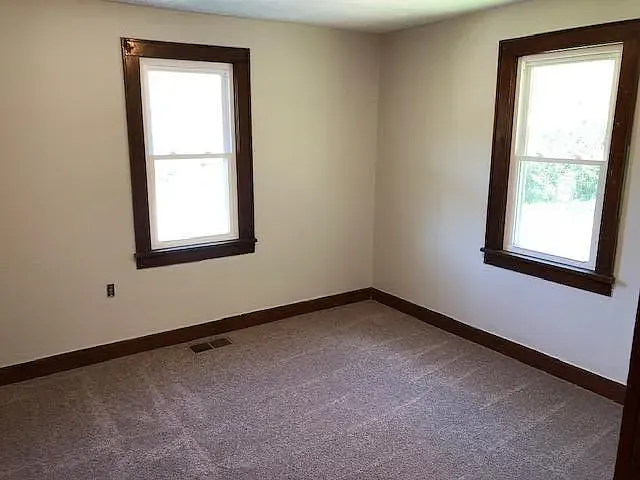 212 Liberty St — Photo 6