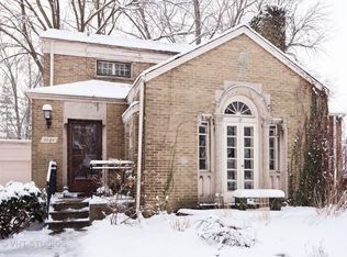 3020 Grant St, Evanston, IL 60201
