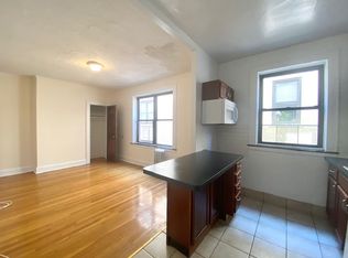 21-36 Crescent St #C3, Astoria, NY 11105