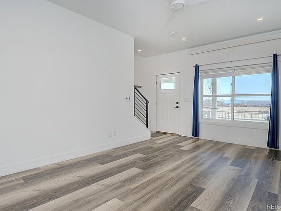 5th image of 368 Barnwood Drive