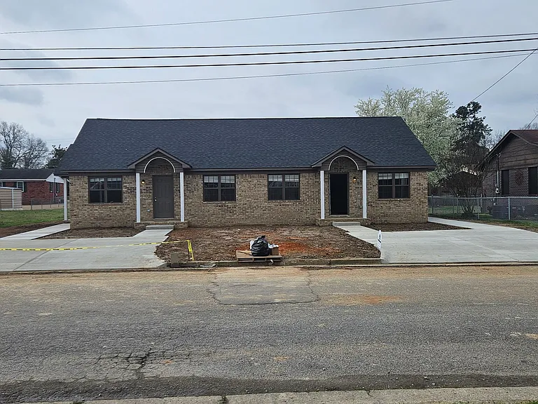 531 & 533 Dove Dr — Photo 1