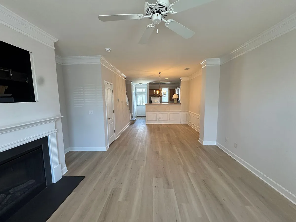 Building Photo - 13111 Arbor Day Ct