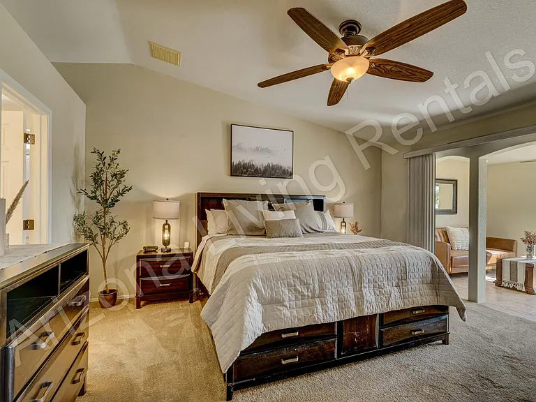 2450 Angler Dr — Photo 16