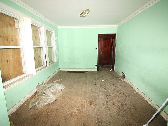 4th image of 7134 S Hermitage Ave