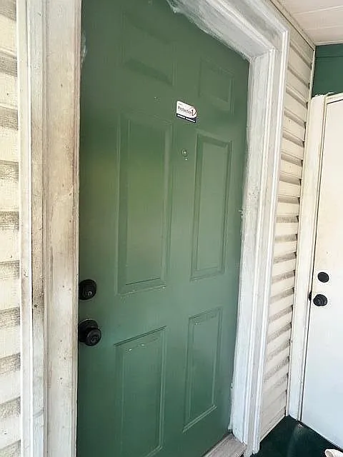 1 bed, 1.0 bath, 560 sqft, $1,800 — Photo 2