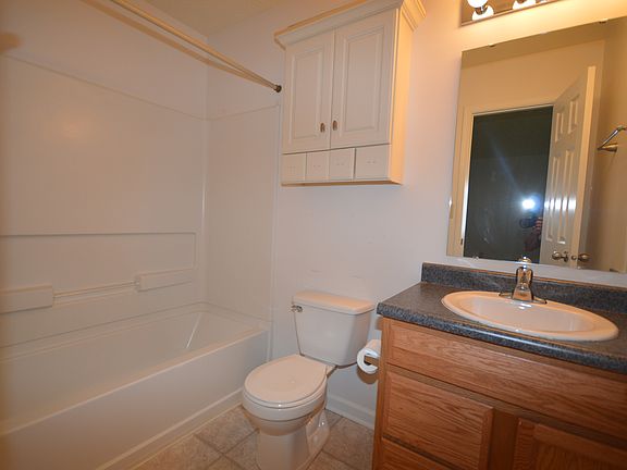 5th image of 2596 Liatris Dr