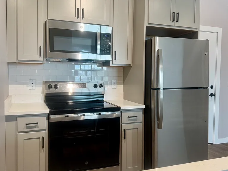 110 Cornell St #1333 — Photo 3