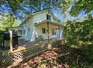 4088 Crittenden Rd, Akron, NY 14001