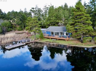 1 Geer Cir, Port Orford, OR 97465