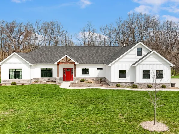 7107 E Andrew Dr, Oxford, IN 47971