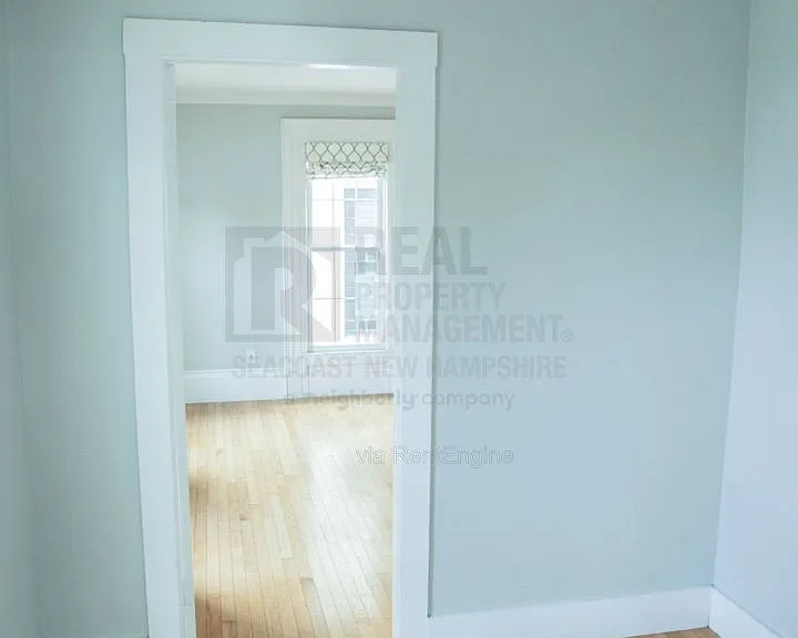 663 State St #3 — Photo 8