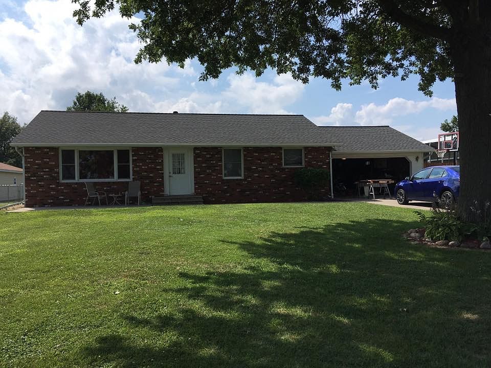 1st image of 209 McMurtry Dr
