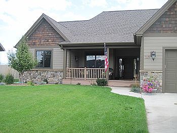 1st image of 149 Vista Dr