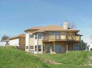 1199 Bayshore Dr, Antioch, IL 60002