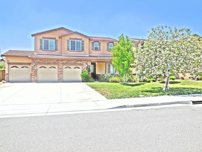 1st image of 52995 Sweet Juliet Ln