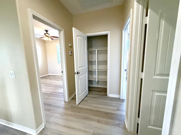 40220 Emily Pl — Photo 45