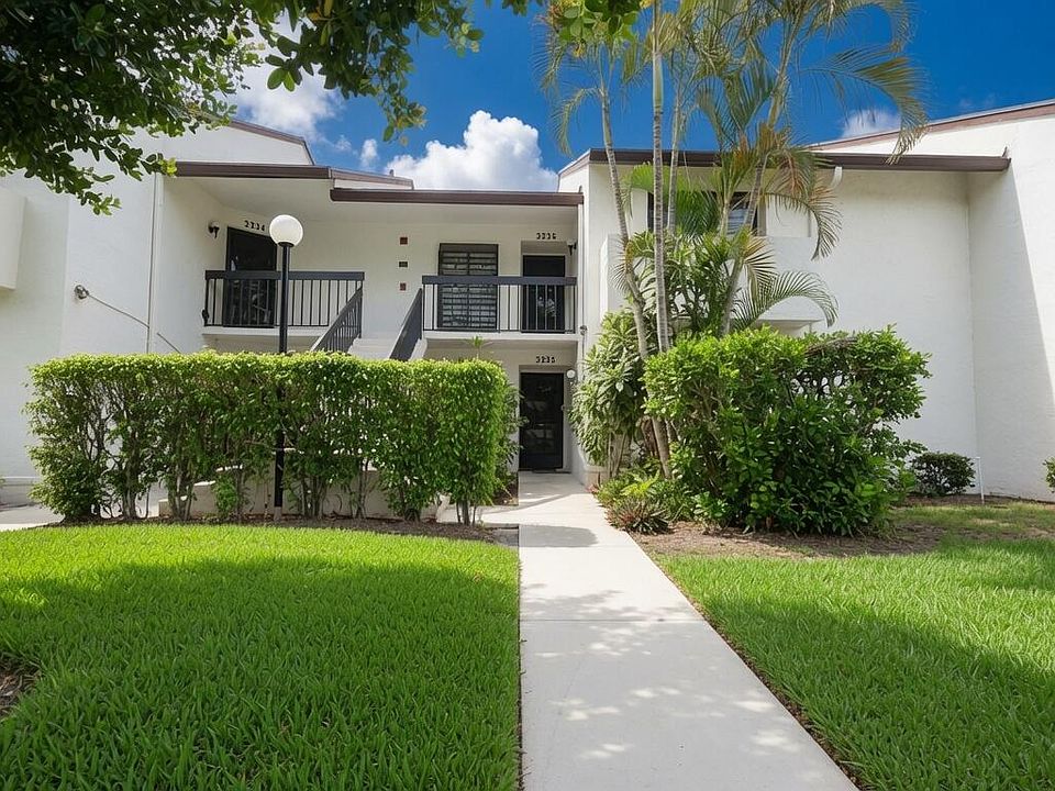 1st image of 3555 Lucerne Park Drive