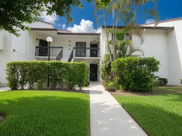 3335 Lucerne Park Drive, Greenacres, FL 33467