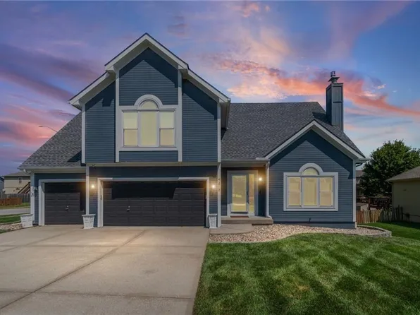7419 N Booth Ave, Kansas City, MO 64158