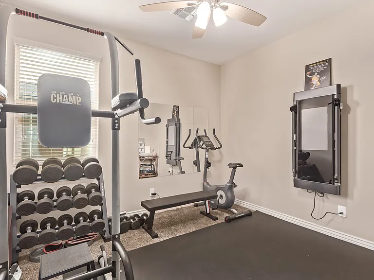 729 W Silver Reef Dr — Photo 10