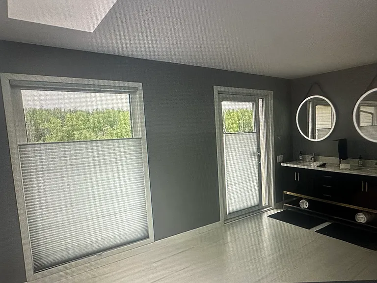 309 Riverside Dr — Photo 25