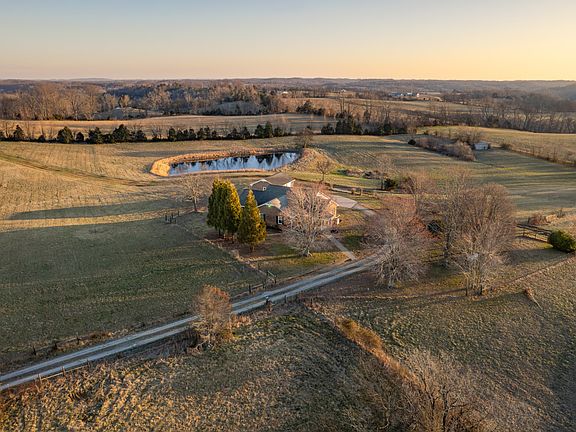 4th image of 2791 E Sheepneck Rd