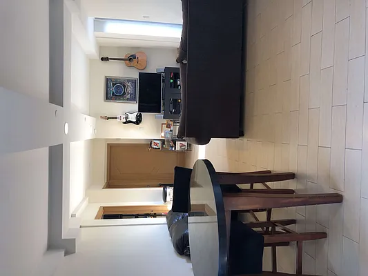 Rented by 18 REALTY | media 59