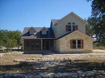 1st image of 1011 Oak Turn