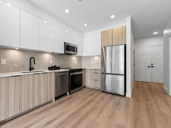 20769 Fraser Hwy #319, Langley, BC V3A 4G2