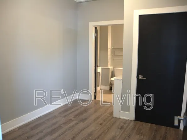 292 Welland Ave #Ave1, Saint Catharines, ON L2R 2P9
