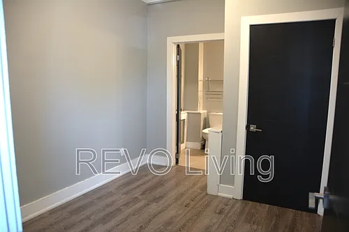 292 Welland Ave #AVE1 Photo 1