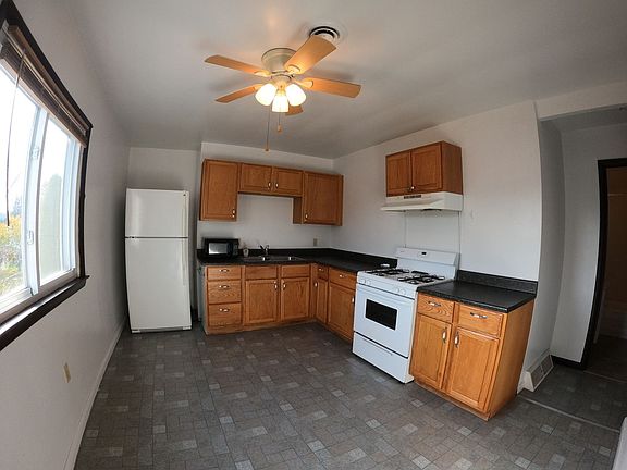 5th image of 420 Kelso Dr #C