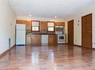 50 N Whitney St APT 3, Amherst, MA 01002