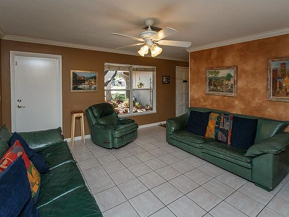 5th image of 1301 Tierra Cir