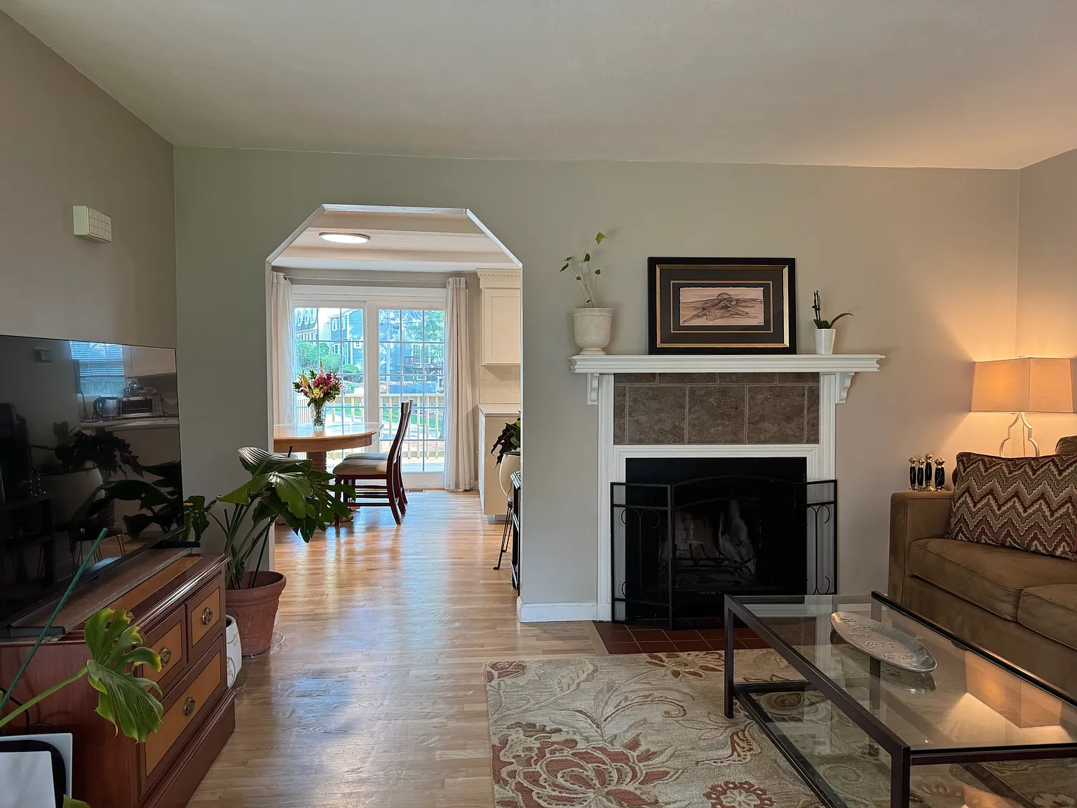 2 bed, 1.5 bath, 1425 sqft, $2,850 — Photo 2